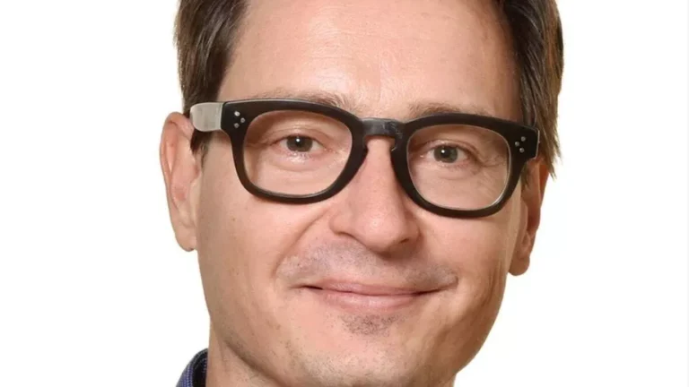 Roope Tikkanen vaimo ja käräjäoikeuden elinkautinen