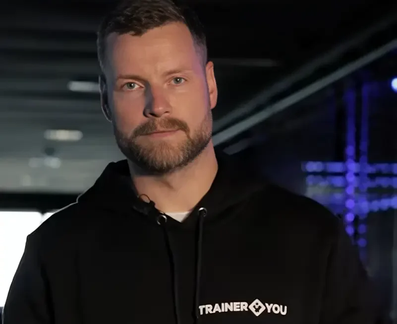 Kuka on Robin Hendry? CrossFit-valmentaja ja tv-kasvo