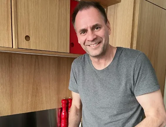 Totuus ja taustat: Eka Ruola avioero